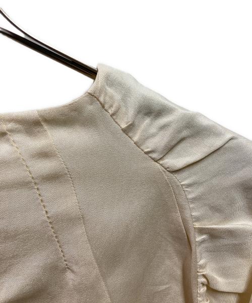 PRADA（プラダ）PRADA (プラダ) ブラウス ベージュ サイズ:38の古着・服飾アイテム