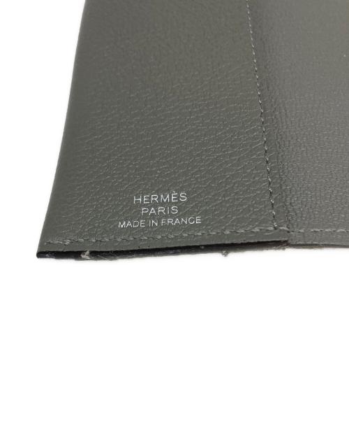 HERMES（エルメス）HERMES (エルメス) パスポートケース R.M.S. トゥタンマン グリメイヤー  グリメイヤーの古着・服飾アイテム