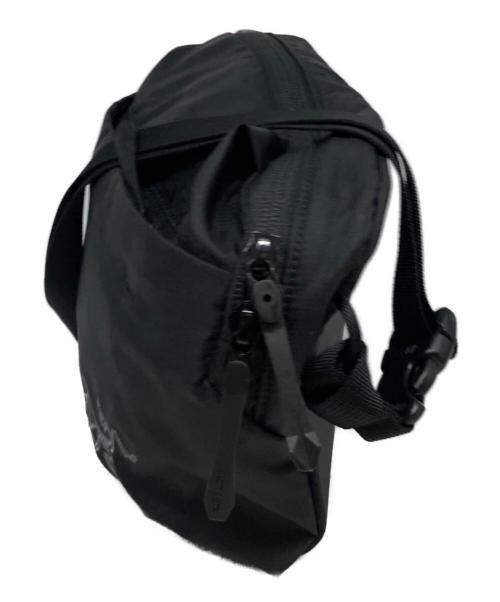 ARC'TERYX（アークテリクス）ARC'TERYX (アークテリクス) ショルダーバッグ ブラックの古着・服飾アイテム