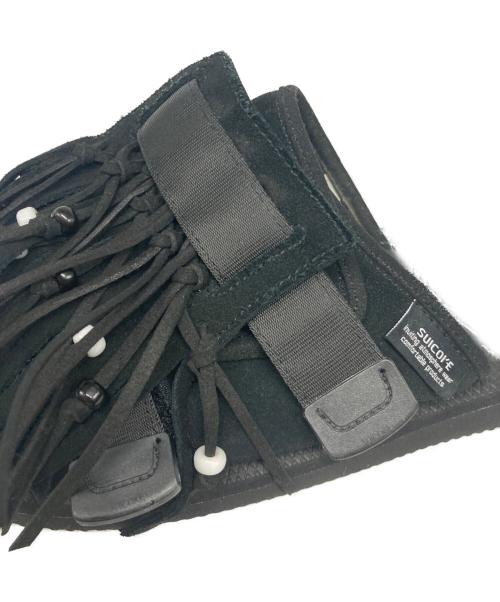 suicoke（スイコック）suicoke (スイコック) フリンジ ストラップ サンダル ブラック サイズ:27の古着・服飾アイテム