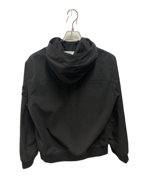 STONE ISLAND（ストーンアイランド）STONE ISLAND (ストーンアイランド) LIGHT SOFT SHELL-R E.DYE® ブラック サイズ:Ｓの古着・服飾アイテム