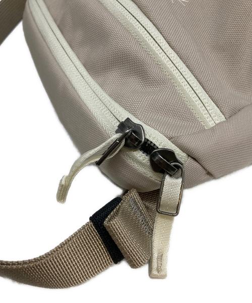 ARC'TERYX（アークテリクス）ARC'TERYX (アークテリクス) マンティス 1 ウエストパック ベージュの古着・服飾アイテム