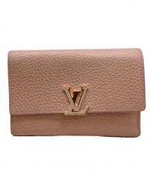 LOUIS VUITTON（ルイ ヴィトン）の古着「ポルトフォイユ・カプシーヌ コンパクト」｜ピンク