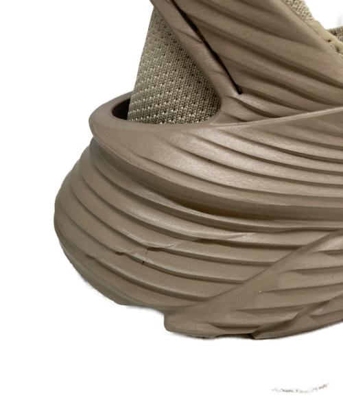 HOKA（ホカ）HOKA (ホカ) RESTORE TC ベージュ サイズ:27の古着・服飾アイテム
