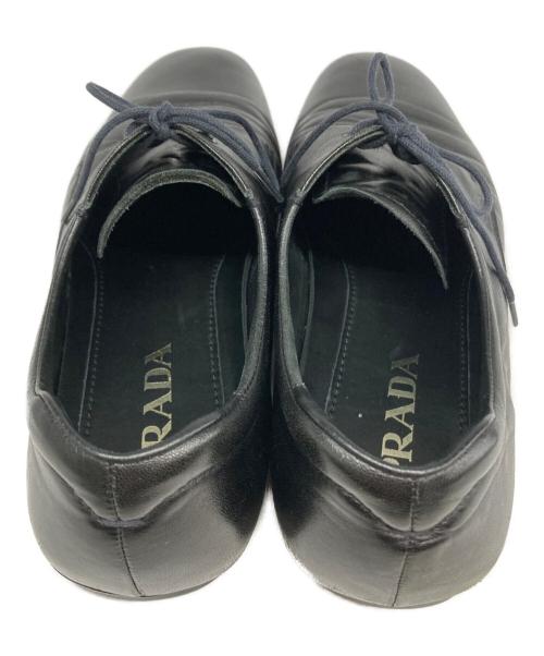 PRADA（プラダ）PRADA (プラダ) レザーシューズ ブラック サイズ:7の古着・服飾アイテム