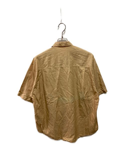 AURALEE（オーラリー）AURALEE (オーラリー) WASHED FINX TWILL BIG HALF SLEEVED SHIRT ベージュ サイズ:4の古着・服飾アイテム