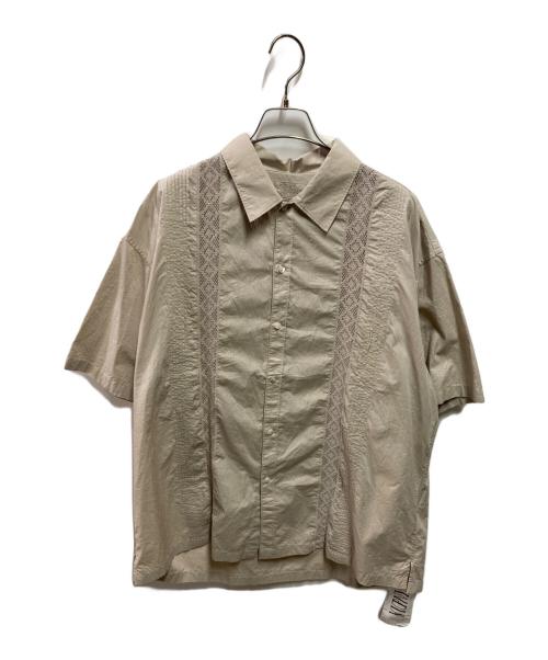 EDIFICE（エディフィス）EDIFICE (エディフィス) シャツ ベージュ サイズ:Ｍ 未使用品の古着・服飾アイテム