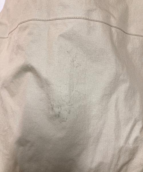 GOLDWIN（ゴールドウイン）GOLDWIN (ゴールドウイン) GORE-TEX Hooded Jacket ベージュ サイズ:Mの古着・服飾アイテム