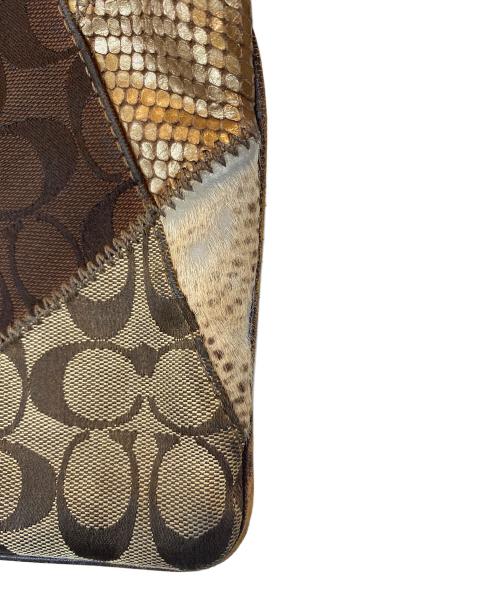 COACH（コーチ）COACH (コーチ) パッチワークショルダーバッグ ブラウンの古着・服飾アイテム