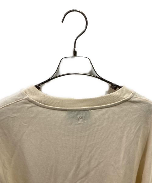 AMI Alexandre Mattiussi（アミアレクサンドルマテュッシ）AMI Alexandre Mattiussi (アミアレクサンドルマテュッシ) ロゴTシャツ アイボリー サイズ:Lの古着・服飾アイテム