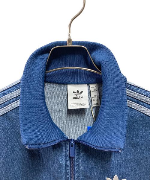 adidas（アディダス）adidas (アディダス) アディカラー デニム ファイヤーバード トラックトップ ブルー サイズ:M 未使用品の古着・服飾アイテム