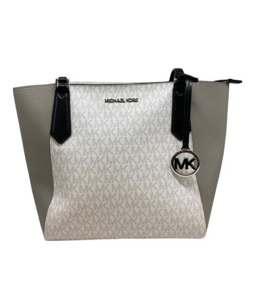 MICHAEL KORS（マイケルコース）MICHAEL KORS (マイケルコース) バッグ ホワイトの古着・服飾アイテム