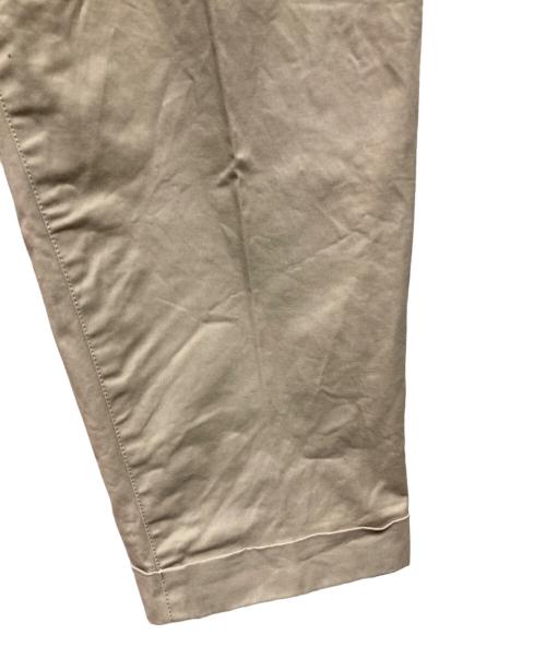 BEAMS PLUS（ビームスプラス）BEAMS PLUS (ビームスプラス) 2 Pleats Trousers Twill ベージュ サイズ:Ｍの古着・服飾アイテム