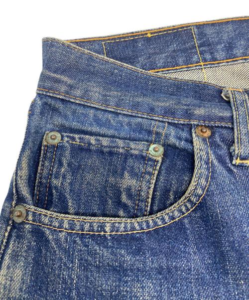 LEVI'S（リーバイス）LEVI'S (リーバイス) 60～70's 501 BIG E デニムパンツ ボタン裏6 足長R 並行ステッチ 不均等V インディゴ サイズ:W30×L32の古着・服飾アイテム