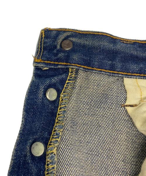 LEVI'S（リーバイス）LEVI'S (リーバイス) 60～70's 501 BIG E デニムパンツ ボタン裏6 足長R 並行ステッチ 不均等V インディゴ サイズ:W30×L32の古着・服飾アイテム