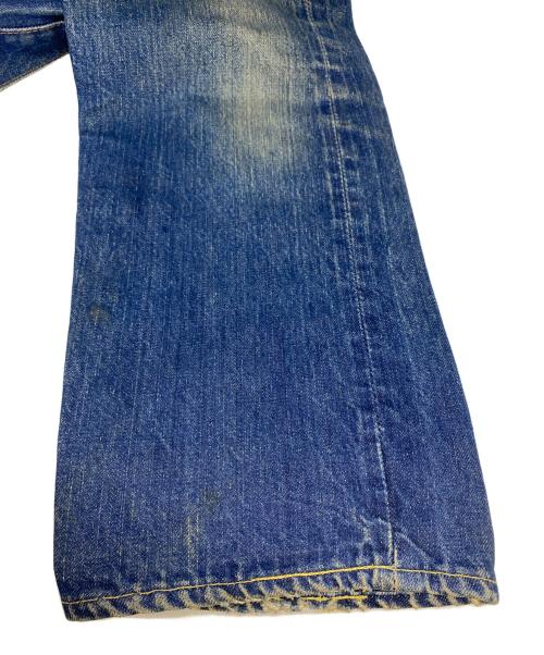 LEVI'S（リーバイス）LEVI'S (リーバイス) 60～70's 501 BIG E デニムパンツ ボタン裏6 足長R 並行ステッチ 不均等V インディゴ サイズ:W30×L32の古着・服飾アイテム