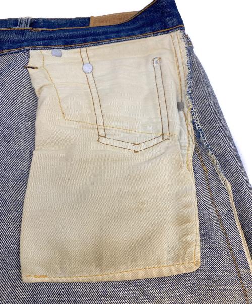 LEVI'S（リーバイス）LEVI'S (リーバイス) 60～70's 501 BIG E デニムパンツ ボタン裏6 足長R 並行ステッチ 不均等V インディゴ サイズ:W30×L32の古着・服飾アイテム