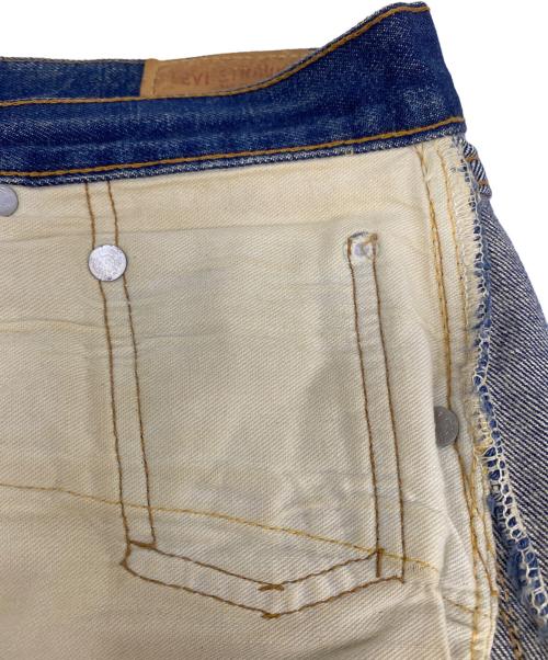 LEVI'S（リーバイス）LEVI'S (リーバイス) 60～70's 501 BIG E デニムパンツ ボタン裏6 足長R 並行ステッチ 不均等V インディゴ サイズ:W30×L32の古着・服飾アイテム