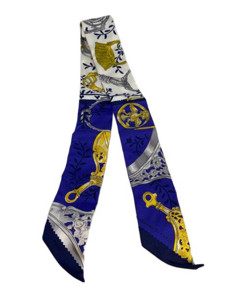 HERMES（エルメス）HERMES (エルメス) シルクスカーフ 鎧 ブルー×ホワイト 未使用品の古着・服飾アイテム