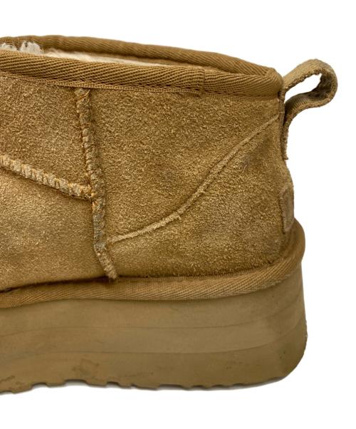 UGG（アグ）UGG (アグ) Classic Ultra Mini Platform ブラウン サイズ:24cmの古着・服飾アイテム