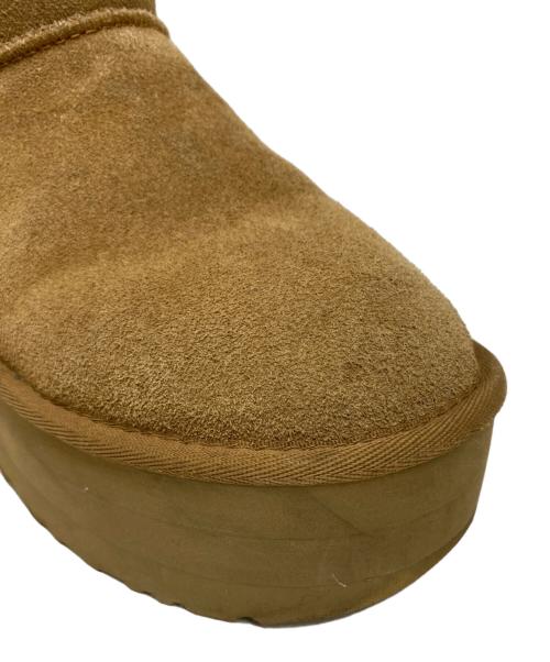 UGG（アグ）UGG (アグ) Classic Ultra Mini Platform ブラウン サイズ:24cmの古着・服飾アイテム