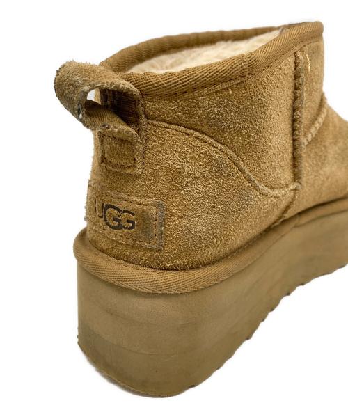 UGG（アグ）UGG (アグ) Classic Ultra Mini Platform ブラウン サイズ:24cmの古着・服飾アイテム