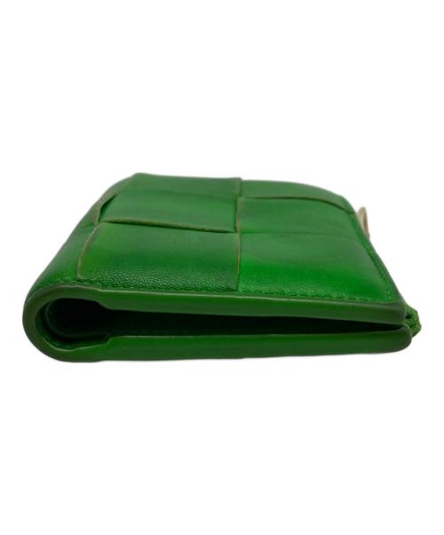 BOTTEGA VENETA（ボッテガベネタ）BOTTEGA VENETA (ボッテガベネタ) カセット 2つ折り財布 グリーンの古着・服飾アイテム