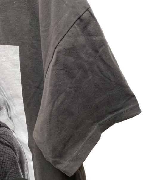 KATE MOSS（ケイト モス）KATE MOSS (ケイト モス) BIOTOP (ビオトープ) 25SS Photo T-shirts ブラック サイズ:Ｌの古着・服飾アイテム