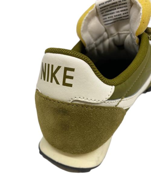 NIKE（ナイキ）NIKE (ナイキ) スニーカー オリーブ サイズ:26.5cmの古着・服飾アイテム
