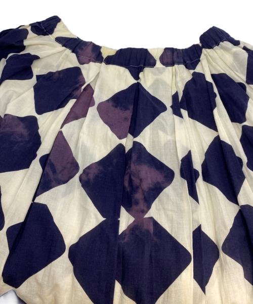 COMME des GARCONS COMME des GARCONS（コムデギャルソン コムデギャルソン）COMME des GARCONS COMME des GARCONS (コムデギャルソン コムデギャルソン) ドットスカート ホワイト サイズ:Ｓの古着・服飾アイテム