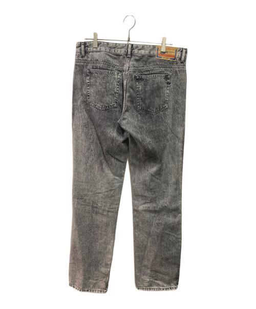 DIESEL（ディーゼル）DIESEL (ディーゼル) 1989 D-Mine ラインストーンジーンズ ブラック サイズ:w31の古着・服飾アイテム