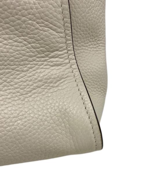 TORY BURCH（トリーバーチ）TORY BURCH (トリーバーチ) ブリテン トートバッグ アイボリーの古着・服飾アイテム
