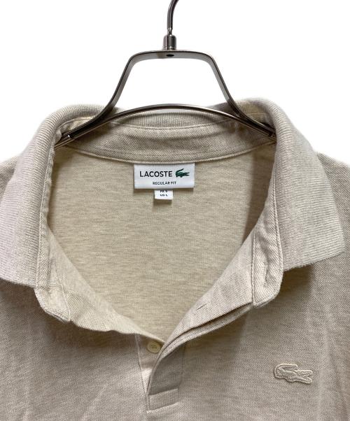 LACOSTE（ラコステ）LACOSTE (ラコステ) レギュラーフィット ストレッチ パリポロシャツ ベージュ サイズ:Ｌの古着・服飾アイテム