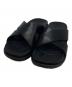 UGG（アグ）の古着「WAINSCOTT SLIDE」｜ブラック