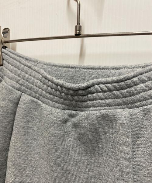 REEBOK（リーボック）REEBOK (リーボック) COCODEAL (ココディール) 裏毛サーキュラーミニスカート グレー サイズ:1 未使用品の古着・服飾アイテム