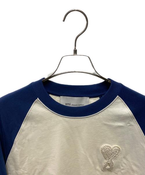 AMI Alexandre Mattiussi（アミアレクサンドルマテュッシ）AMI Alexandre Mattiussi (アミアレクサンドルマテュッシ) 26SS Ami de Coeur ニットパッチ Tシャツ アイボリー×ネイビー サイズ:XS 未使用品の古着・服飾アイテム