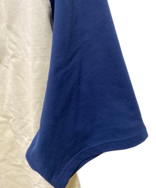 AMI Alexandre Mattiussi（アミアレクサンドルマテュッシ）AMI Alexandre Mattiussi (アミアレクサンドルマテュッシ) 26SS Ami de Coeur ニットパッチ Tシャツ アイボリー×ネイビー サイズ:XS 未使用品の古着・服飾アイテム