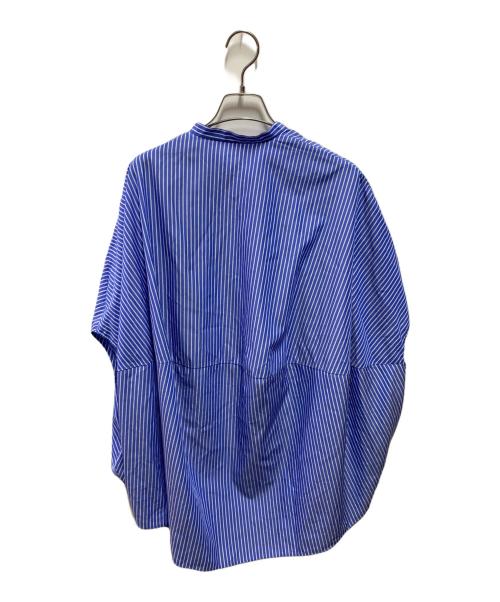 ENFOLD（エンフォルド）ENFOLD (エンフォルド) GLOBE PULLOVER ブルー サイズ:38 未使用品の古着・服飾アイテム