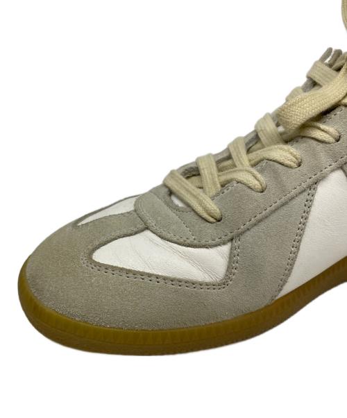 Maison Margiela（メゾンマルジェラ）Maison Margiela (メゾンマルジェラ) レプリカジャーマントレーナー ホワイト サイズ:41の古着・服飾アイテム