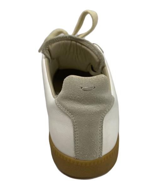 Maison Margiela（メゾンマルジェラ）Maison Margiela (メゾンマルジェラ) レプリカジャーマントレーナー ホワイト サイズ:41の古着・服飾アイテム