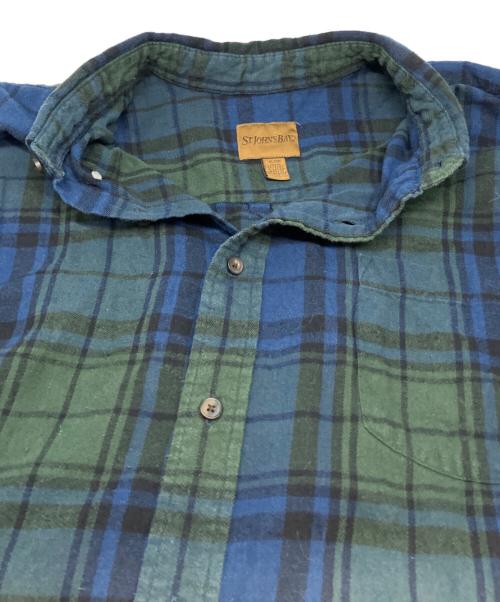ST JOHN'S BAY（セントジョンズベイ）ST JOHN'S BAY (セントジョンズベイ) シャツ グリーン サイズ:XLの古着・服飾アイテム