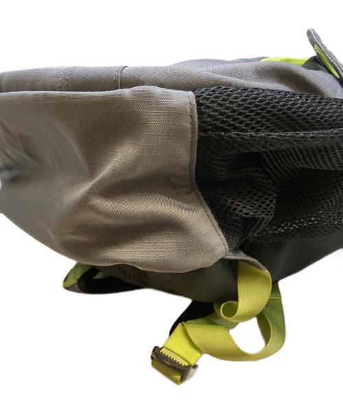 AFB（エーエフビー）AFB (エーエフビー) SPORTS BACKPACK グレー×グリーンの古着・服飾アイテム