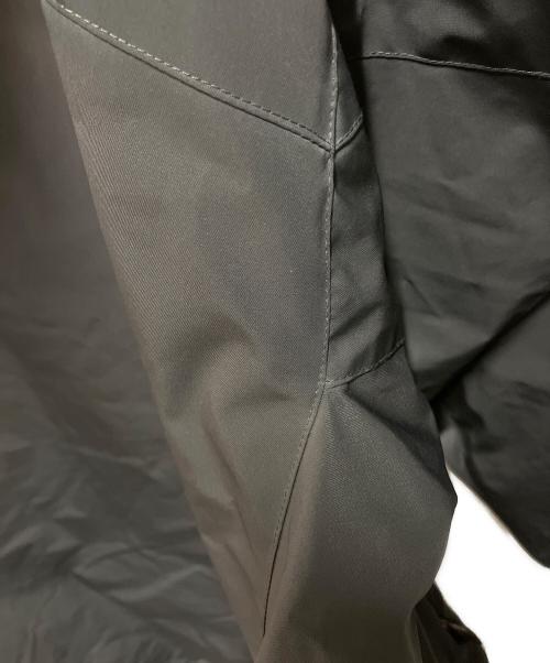 Lowe Alpine（ロウアルパイン）Lowe Alpine (ロウアルパイン) FREAK'S STORE (フリークスストア) POLARTEC CHAMONIX JACKET グレー サイズ:Ｍ 未使用品の古着・服飾アイテム