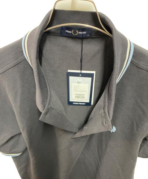 FRED PERRY（フレッドペリー）FRED PERRY (フレッドペリー) ポロシャツ グレー サイズ:XL 未使用品の古着・服飾アイテム
