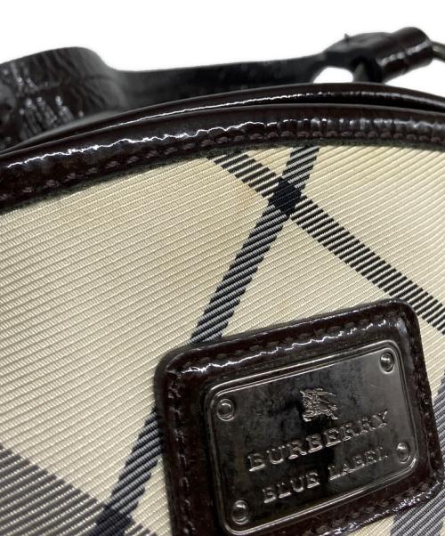 BURBERRY BLUE LABEL（バーバリー ブルー レーベル）BURBERRY BLUE LABEL (バーバリー ブルー レーベル) ノバチェックハンドバッグ ホワイトの古着・服飾アイテム