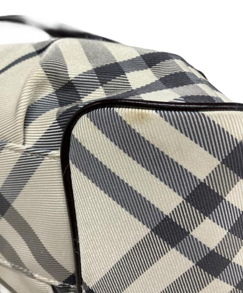 BURBERRY BLUE LABEL（バーバリー ブルー レーベル）BURBERRY BLUE LABEL (バーバリー ブルー レーベル) ノバチェックハンドバッグ ホワイトの古着・服飾アイテム