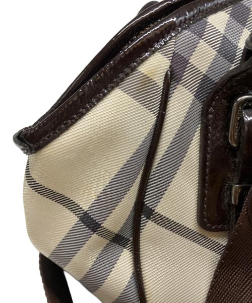 BURBERRY BLUE LABEL（バーバリー ブルー レーベル）BURBERRY BLUE LABEL (バーバリー ブルー レーベル) ノバチェックハンドバッグ ホワイトの古着・服飾アイテム