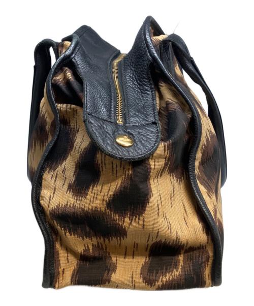 Vivienne Westwood（ヴィヴィアンウエストウッド）Vivienne Westwood (ヴィヴィアンウエストウッド) バッグ ベージュの古着・服飾アイテム