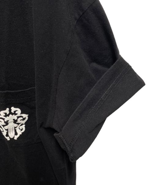 CHROME HEARTS（クロムハーツ）CHROME HEARTS (クロムハーツ) HALF DAGGER PRINT POCKET TEE ブラック サイズ:Ｌの古着・服飾アイテム
