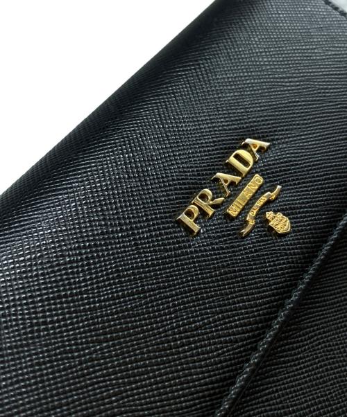 PRADA（プラダ）PRADA (プラダ) サフィアーノ コンパクトウォレット ブラックの古着・服飾アイテム